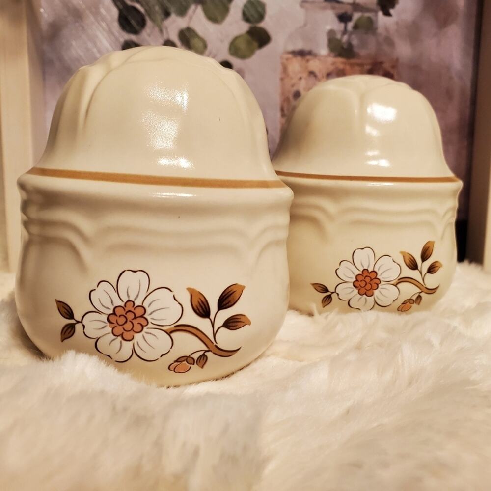 VINTAGE Set Pair Cumberland May blossom Salt & Pepper Set